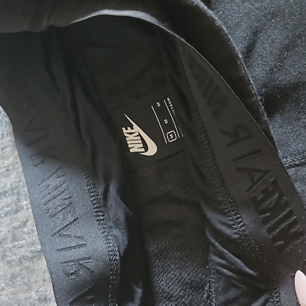 Nike sweatpants 2 pairs - Picture 3 of 4